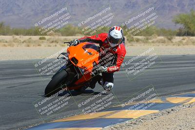 media/Mar-24-2025-Moto Forza (Mon) [[57ce5c5cff]]/1-Advanced Group/Session 3 (Turn 6 Inside)/